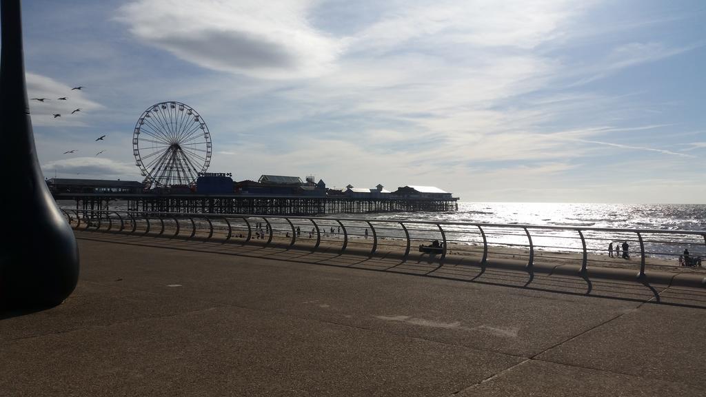 Somerville Hotel Blackpool Dış mekan fotoğraf